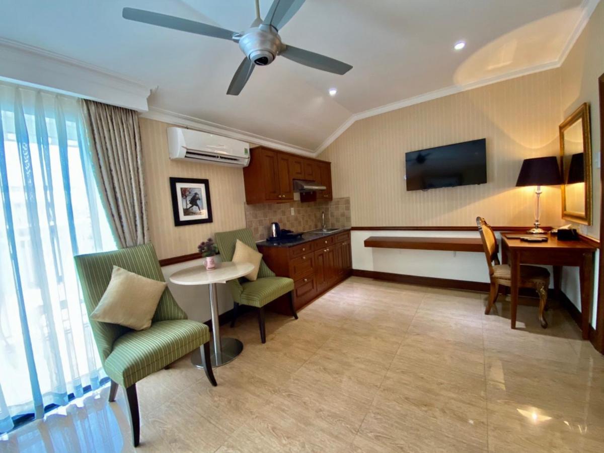 Central Hotel & Residences Swimming Pool Cidade de Ho Chi Minh Exterior foto